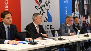 d.g.à.d: Marc Wagner, Jean-Louis Bordet, Ministre Henri Kox, Pascal Peters