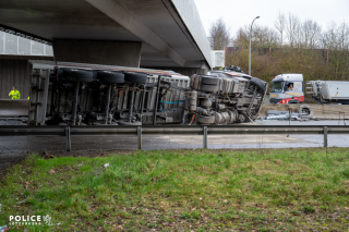 Verkehrsunfall – LKW auf A6 umgekippt